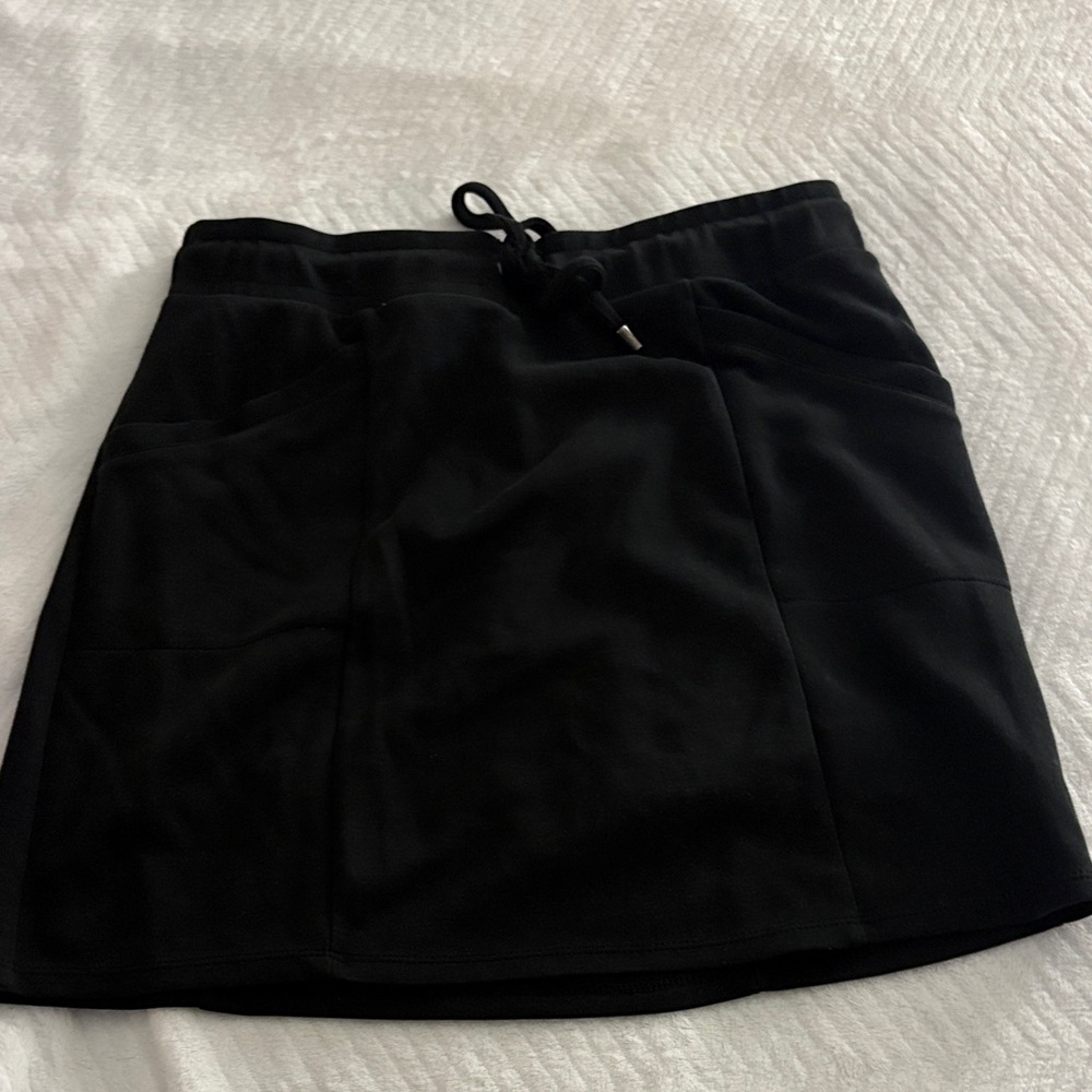 Rachel Zoe Black Mini Skirt with Pockets